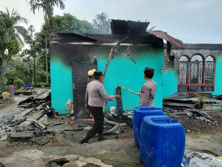 Rumah Permanen Lansia di Karo Ludes Terbakar, Kerugian Tembus Rp400 Juta