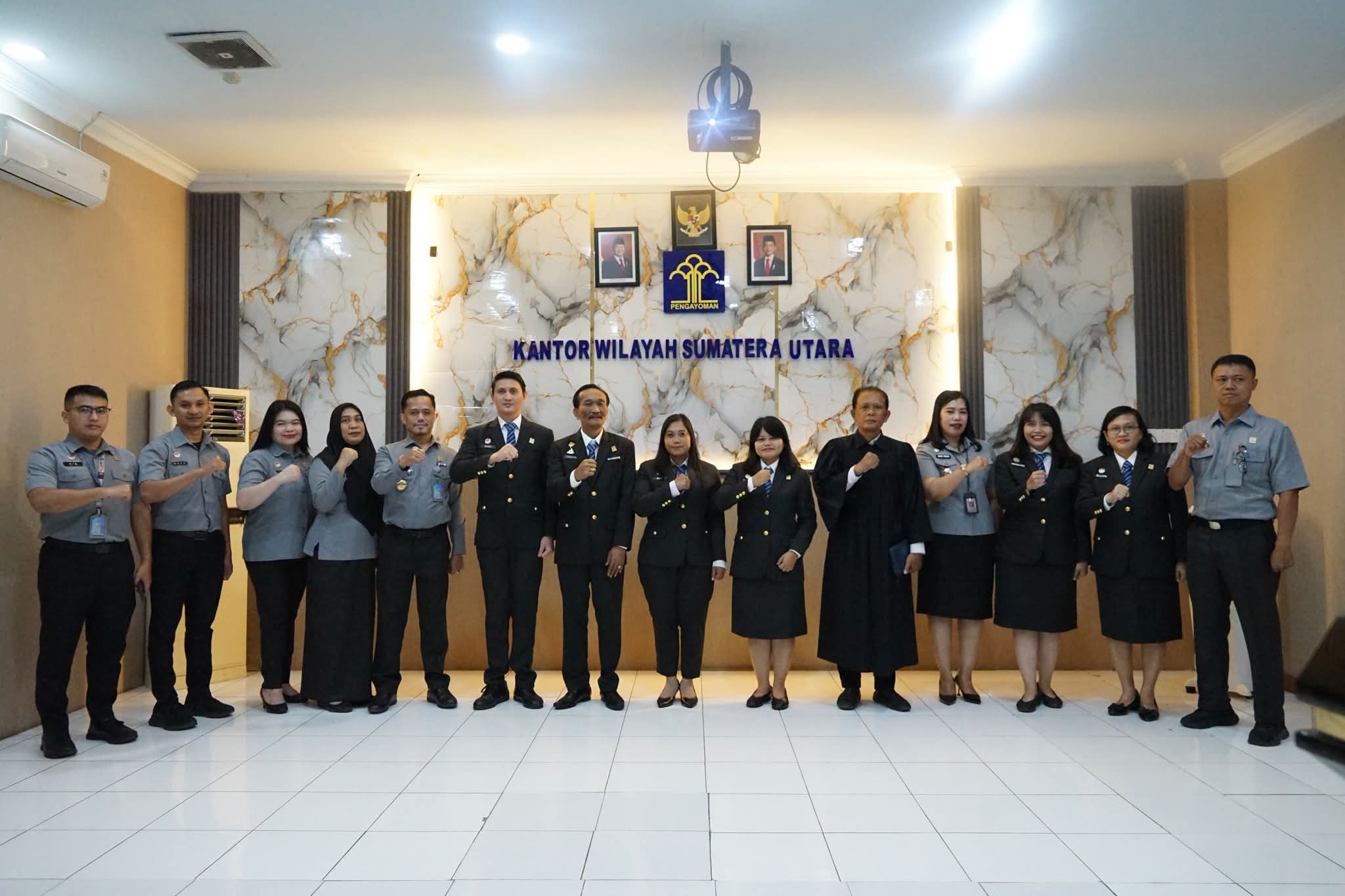 Lantik 3 Analis Pengelolaan Keuangan APBN, Kakanwil Kemenkum Sumut Dorong Kinerja Profesional dan Akuntabel