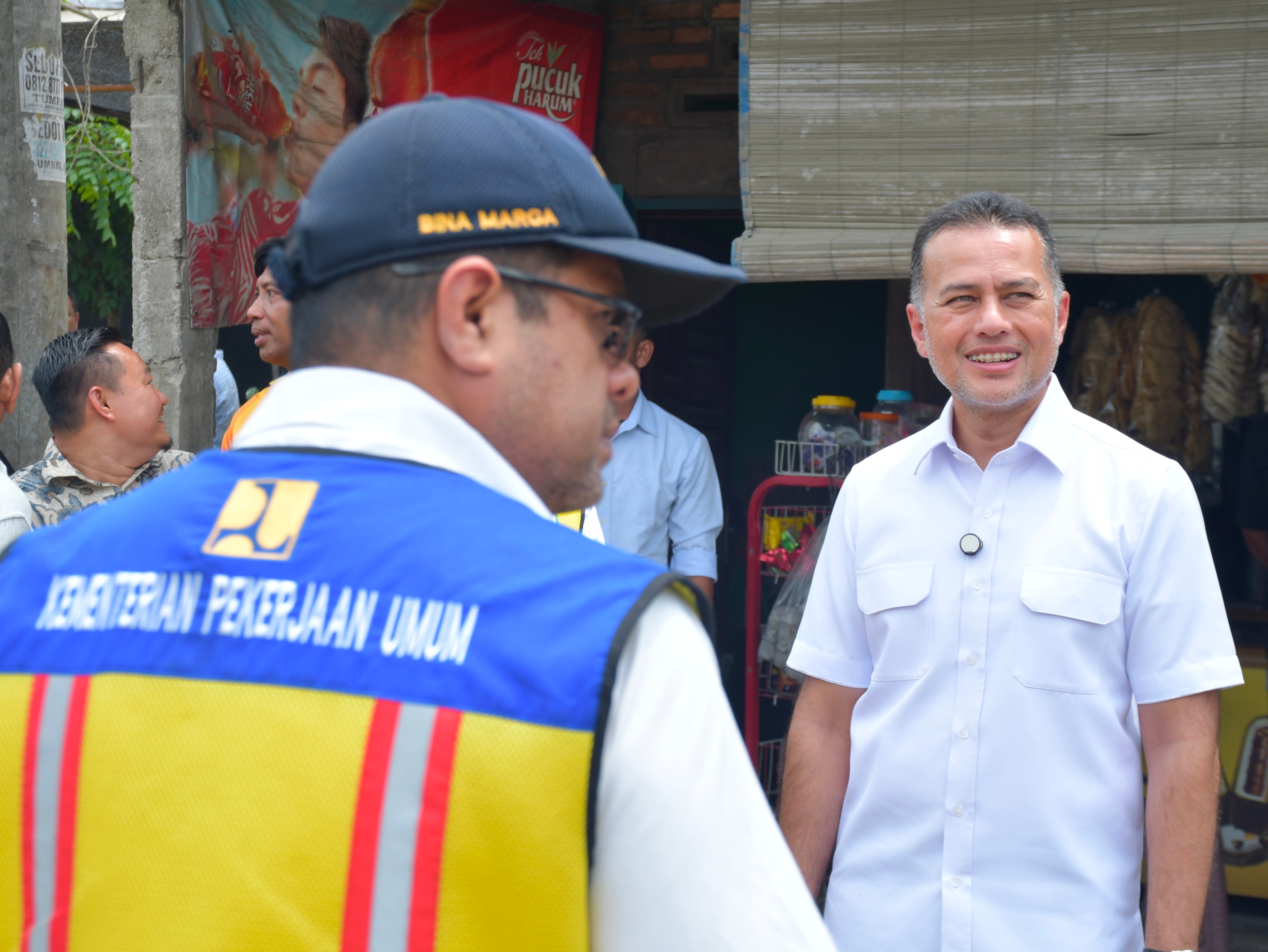 Musa Rajekshah Tinjau Pelebaran Jalan Nasional di Serdang Bedagai
