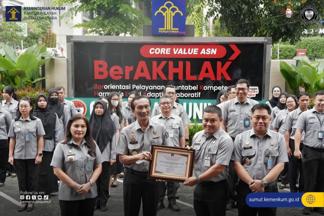 Kanwil Kemenkum Sumut Sabet Prestasi KI Nasional dan Anugerahi Pegawai Teladan