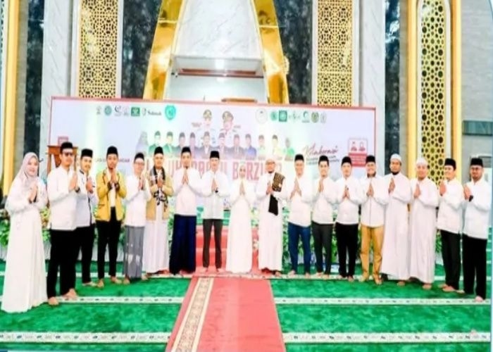 Bupati Maya Hasmita Ajak Warga Labuhanbatu Isi Malam Pergantian Tahun dengan Zikir dan Muhasabah