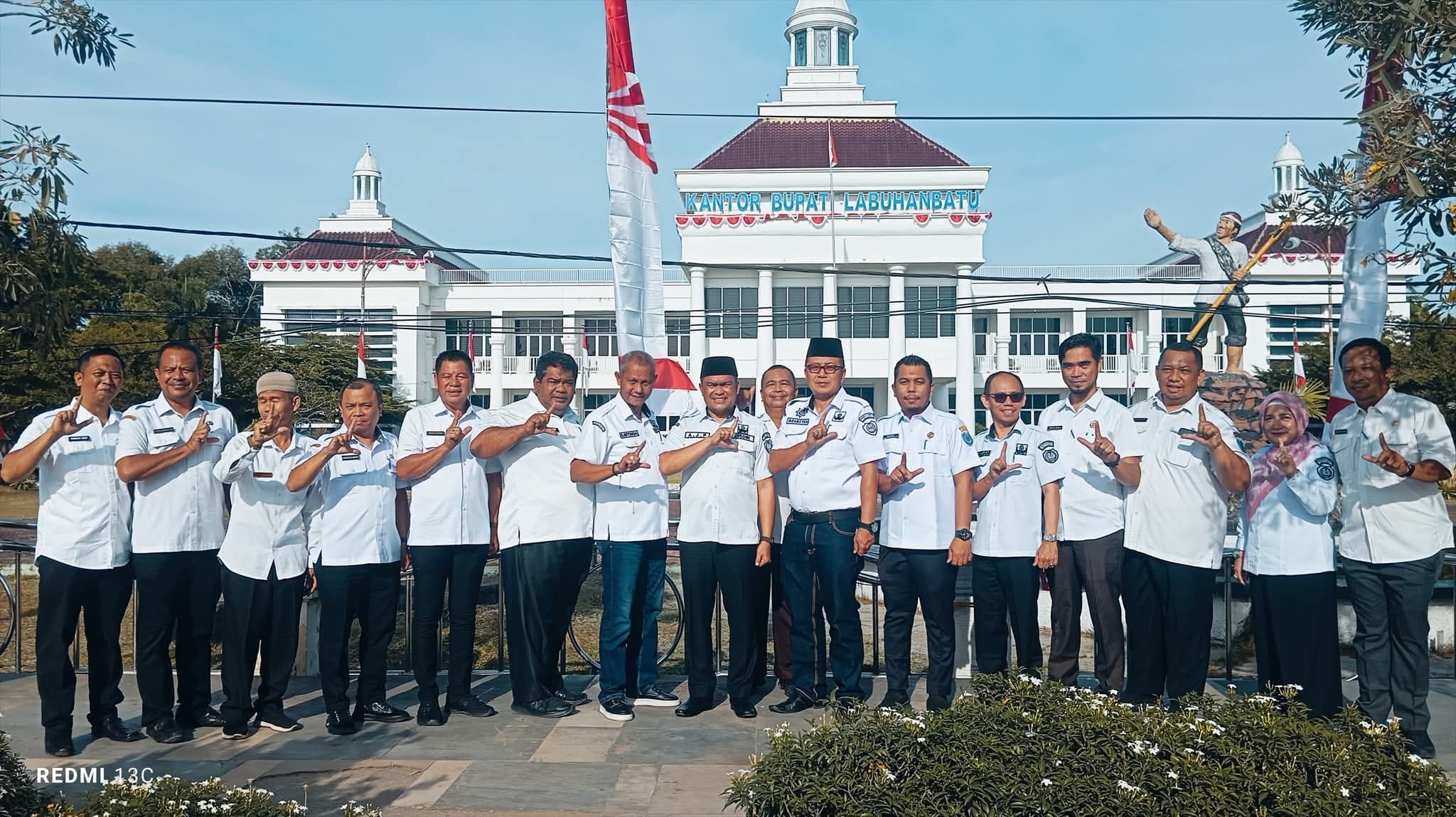 Gegerkan Pengendara di Labuhanbatu! Jajaran Pejabat Pemkab Mendadak Turun ke Jalan, Ada Apa?