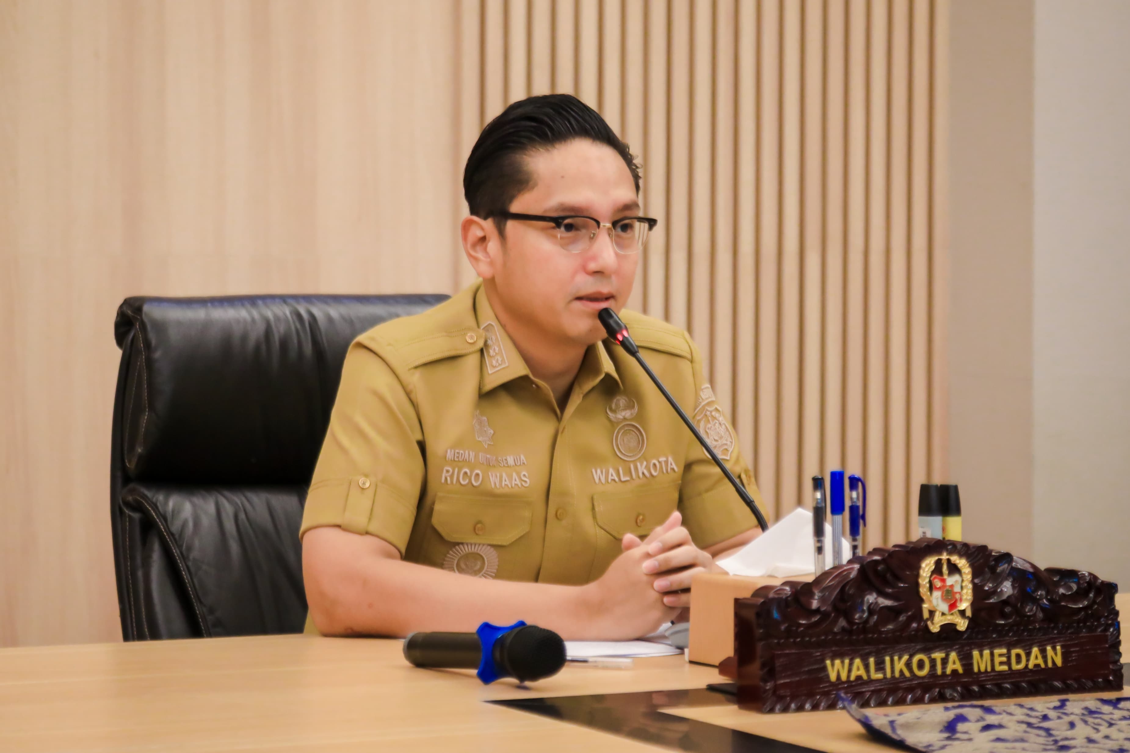 Diduga Jual Beli Jabatan, Wali Kota Medan Rico Waas Bebastugaskan Camat Medan Timur
