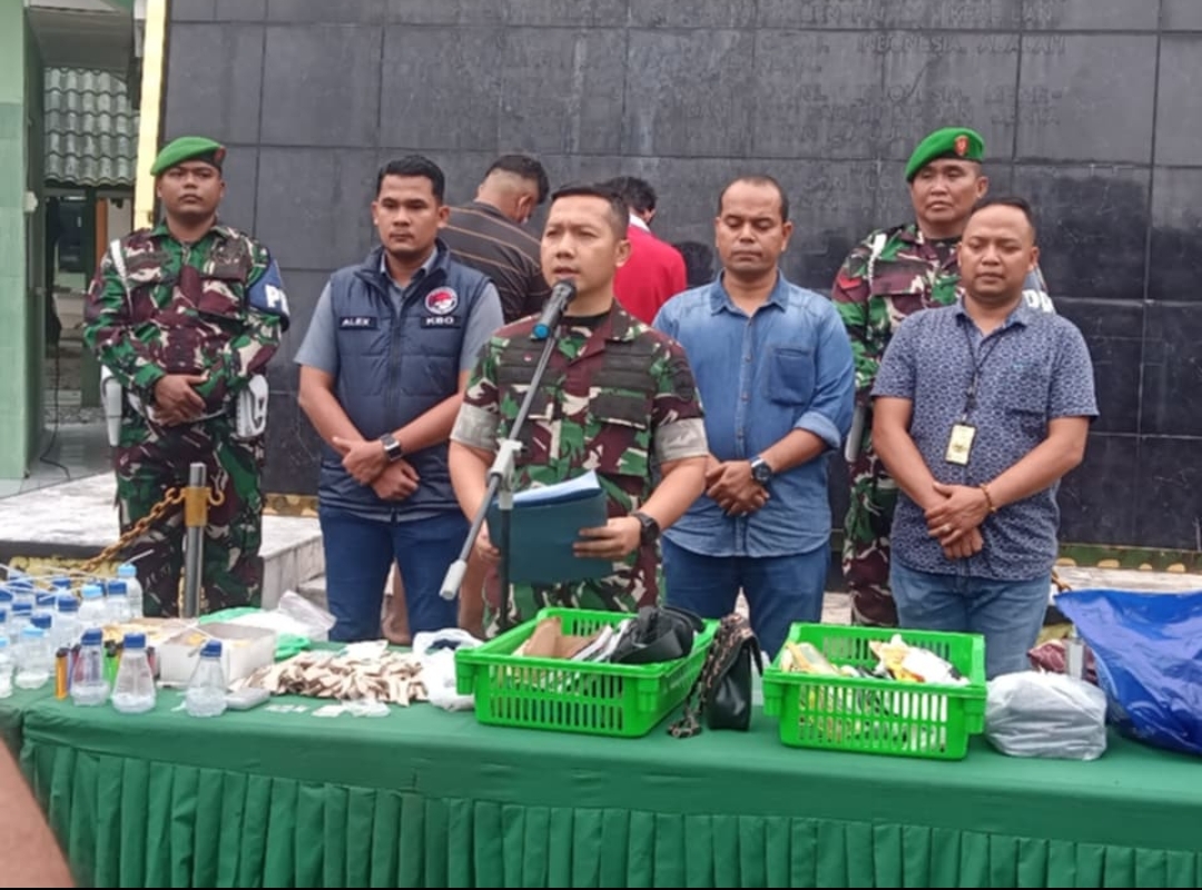 Lagi-Lagi Aparat Gabungan Grebek Markas Narkoba Kampung Kloneng, Siapa Pemiliknya?