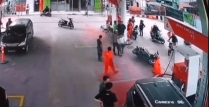 GG! Polisi Kejar Sendirian Komplotan Geng Motor di SPBU Tritura Medan