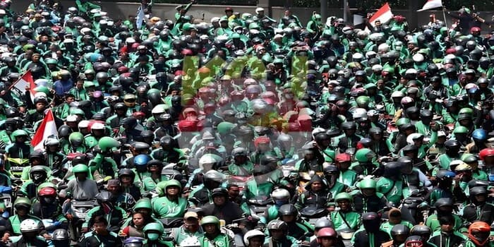 Hari Ini Ojol Demo di Jakarta: Fokus pada THR dan Penghapusan Program Tarif Murah