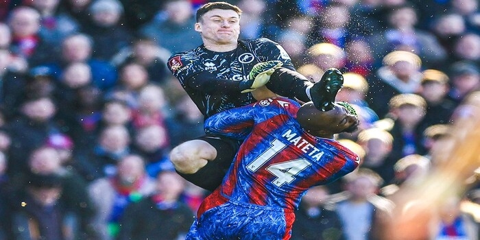 Drama FA Cup, Crystal Palace Lolos, Mateta Cedera Parah Akibat Tekel Brutal!