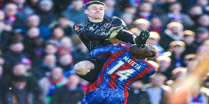 Drama FA Cup, Crystal Palace Lolos, Mateta Cedera Parah Akibat Tekel Brutal!