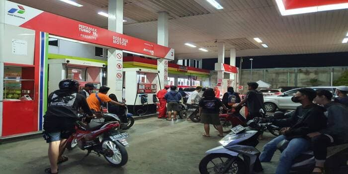 Perbandingan Harga BBM 1 Maret 2025: Mana yang Paling Ramah di Kantong?