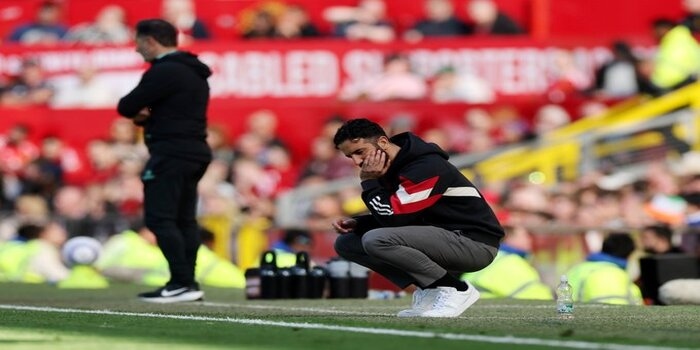 Sarabia Setrum Old Trafford, Wolves Cetak Sejarah, MU Makin Terpuruk!